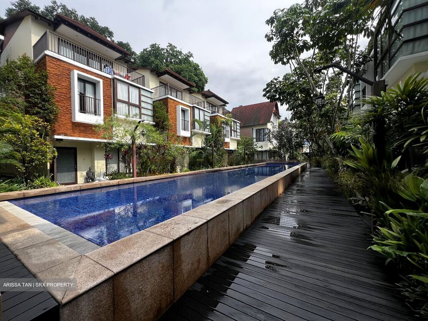 Lornie Road (D11), Terrace #484465761